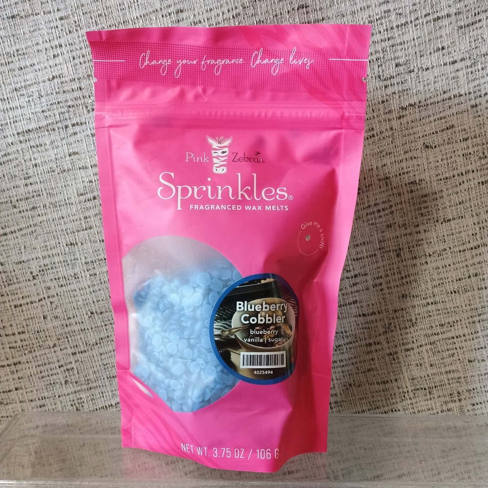 Pink Zebra Sprinkles Blueberry Cobbler Fragranced Soy Wax Melts 3.75 oz 4025494